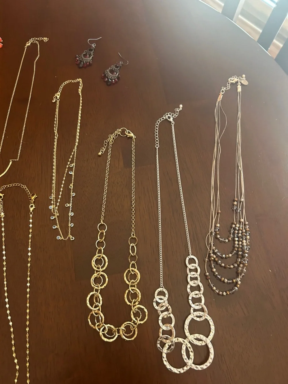 Costume jewelry - Picture 2 of 5
